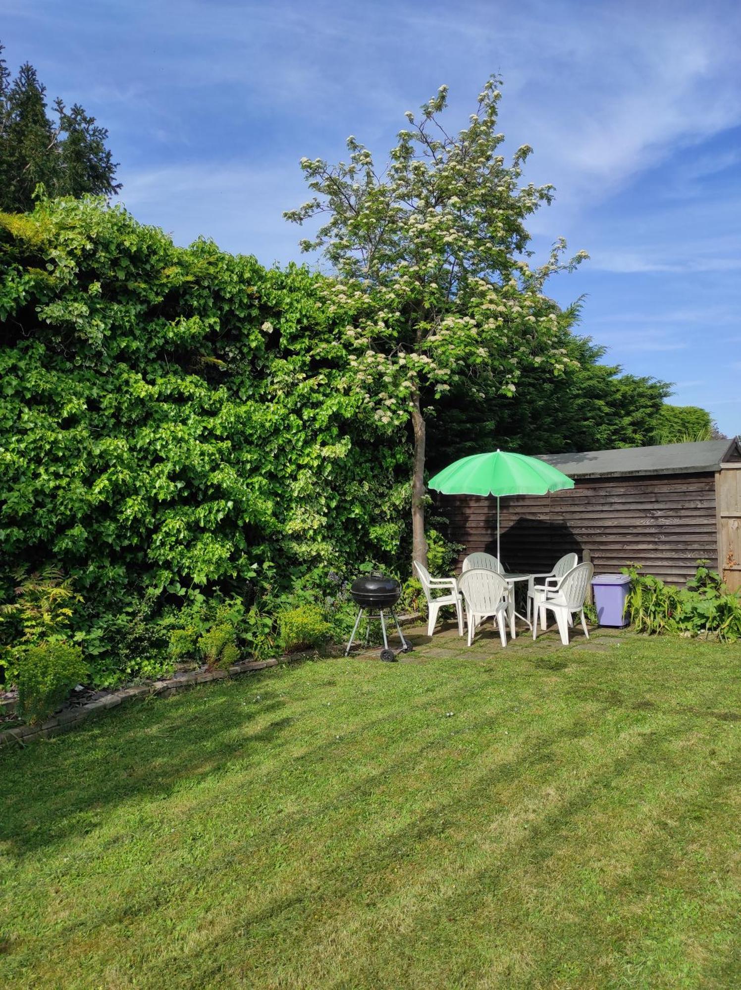 Number 8 With Free Parking Villa Bury St. Edmunds ภายนอก รูปภาพ